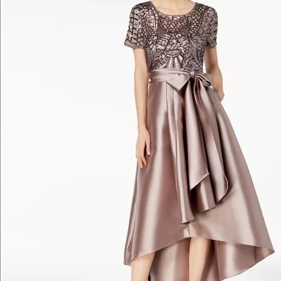 So comfy and pretty, even has pockets! Worn once. In like new condition. - Picture 1 of 4